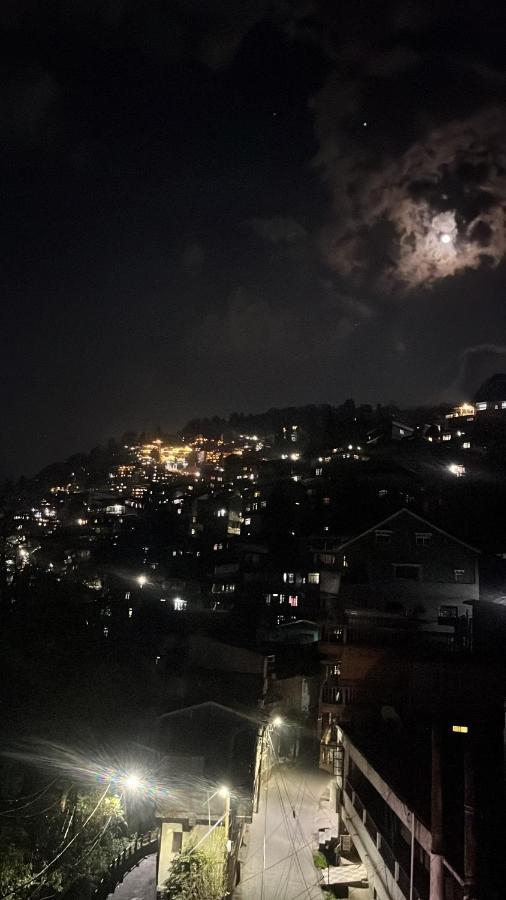 Alleria Homestay Darjeeling  Buitenkant foto